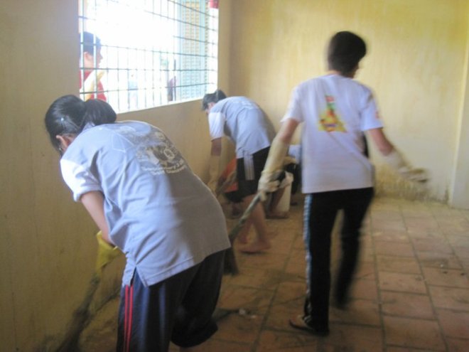 155108_178615205490335_3177396_n