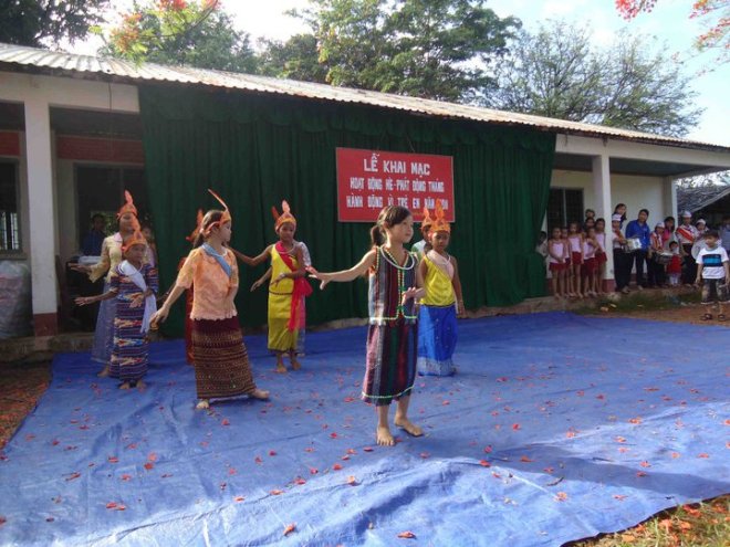 215189_10150343962880977_5257041_n