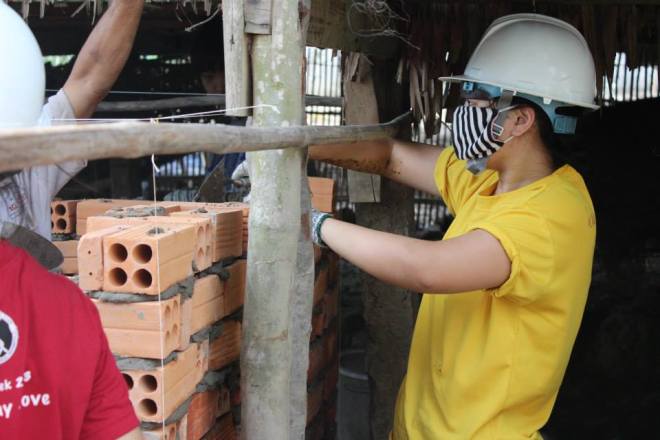 1001466_10151669717070977_633925591_n